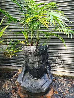 Lady Tara Garden Pot 75cm CPS115 -Handcrafted in Bali. Perfect for  that beautiful plant you have been looking forward to displaying in your garden.